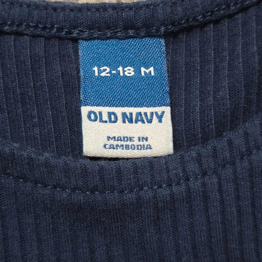Old Navy - Navy Blue Butterfly Baby Girl Top and Shorts Set